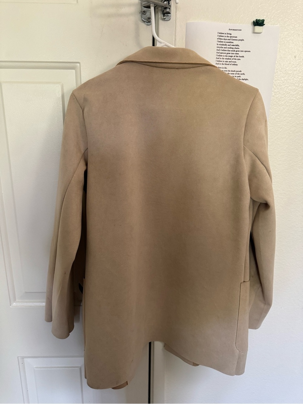 Suede tan jacket - Picture 2 of 2